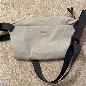 Bellroy lite sling in ash
